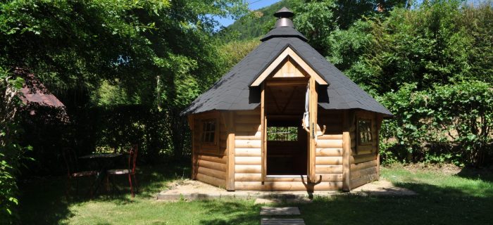 Kota Finlandais couple Insolite Auvergne Cantal Lioran (3)