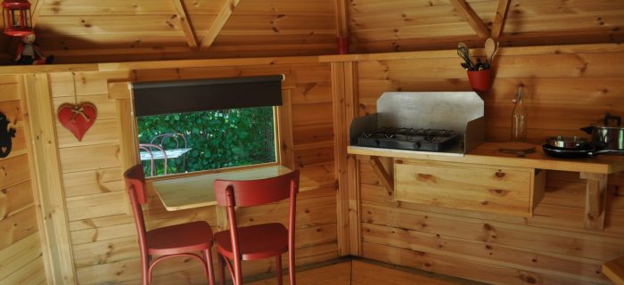 Kota Finlandais couple Insolite Auvergne Cantal Lioran (9)